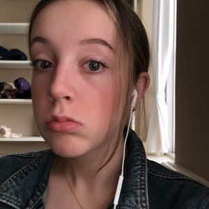 Meet your Posher, Aimee